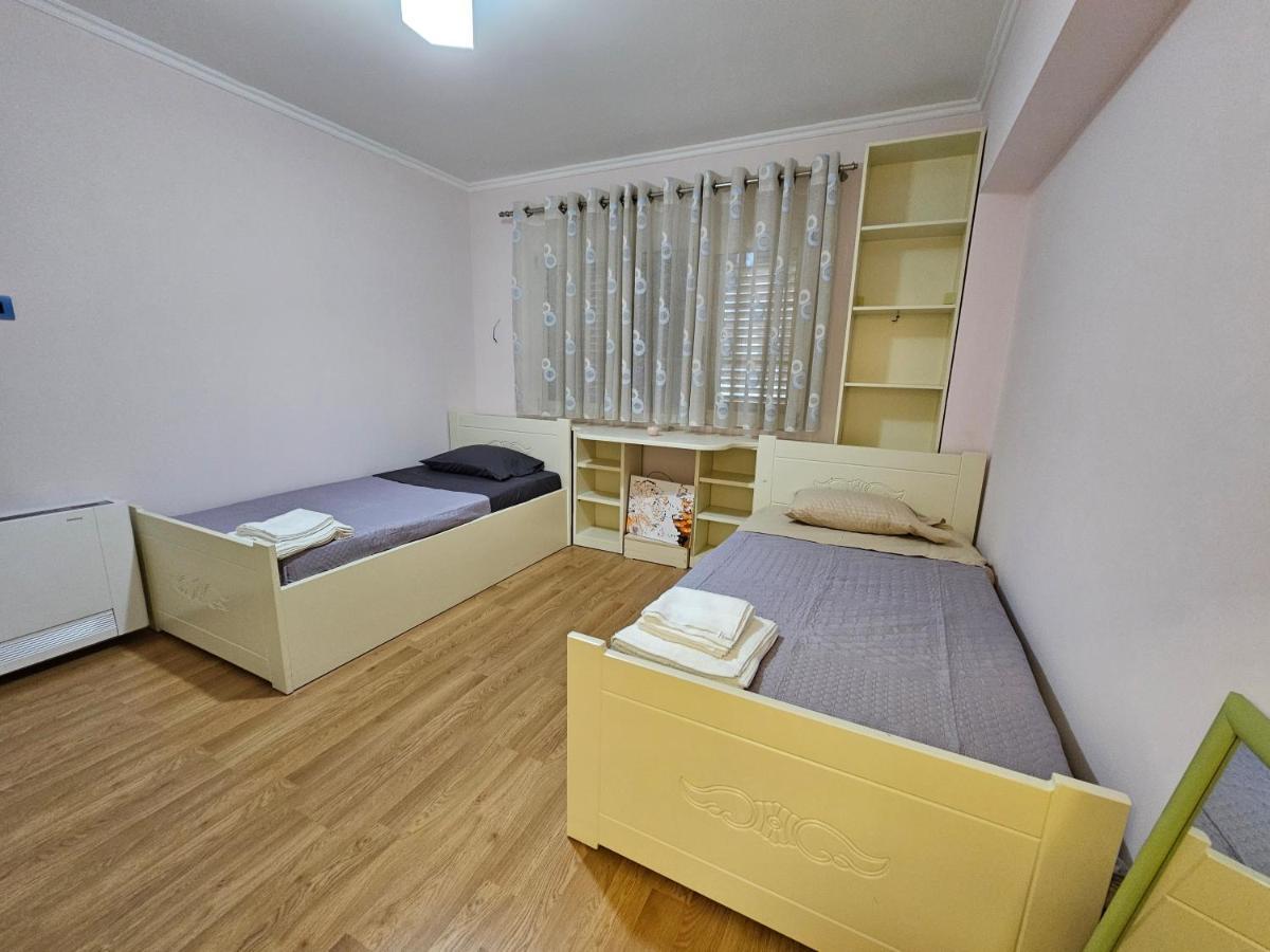 Tirana Central Exclusive Bagian luar foto