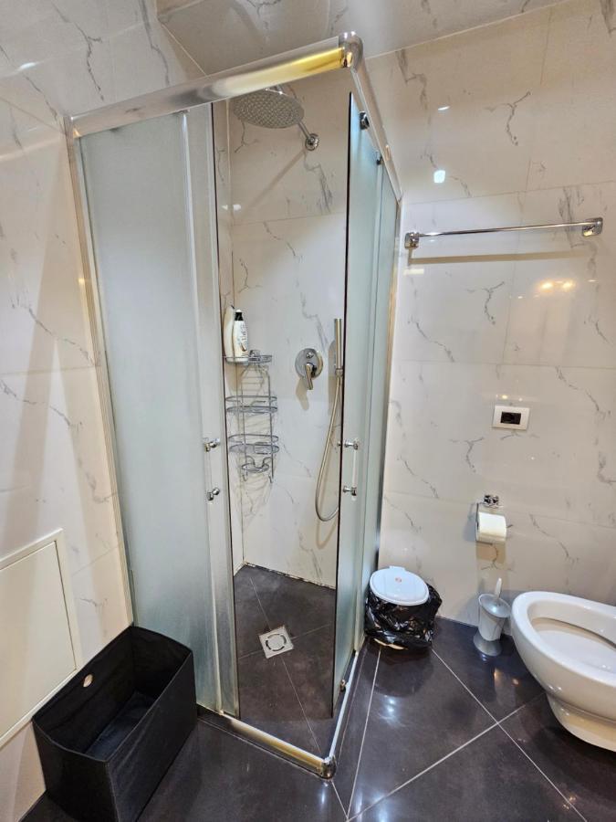 Tirana Central Exclusive Bagian luar foto