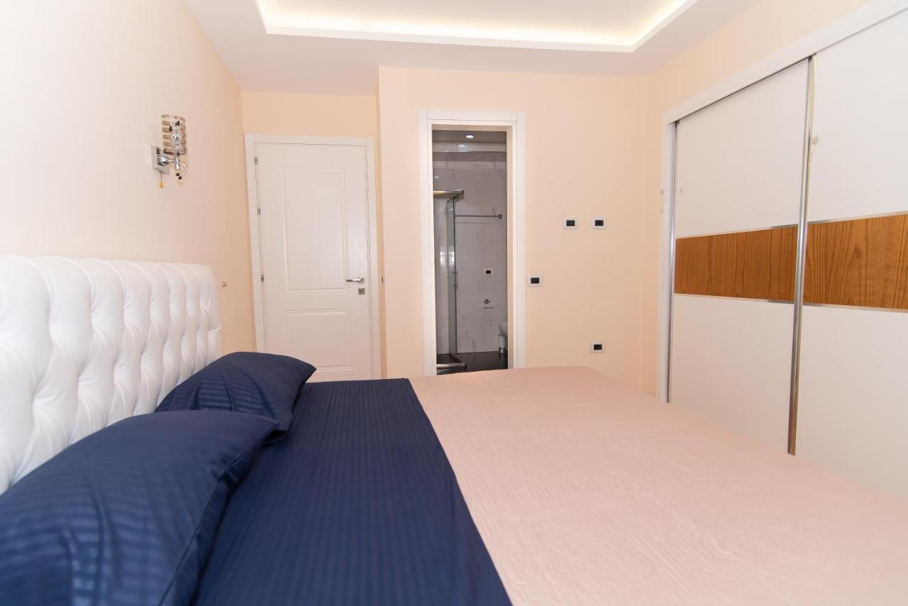 Tirana Central Exclusive Bagian luar foto