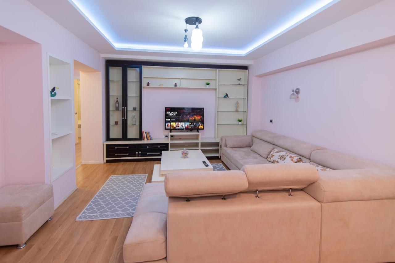 Tirana Central Exclusive Bagian luar foto