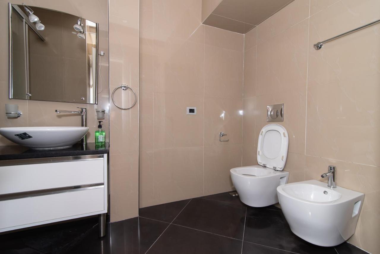Tirana Central Exclusive Bagian luar foto